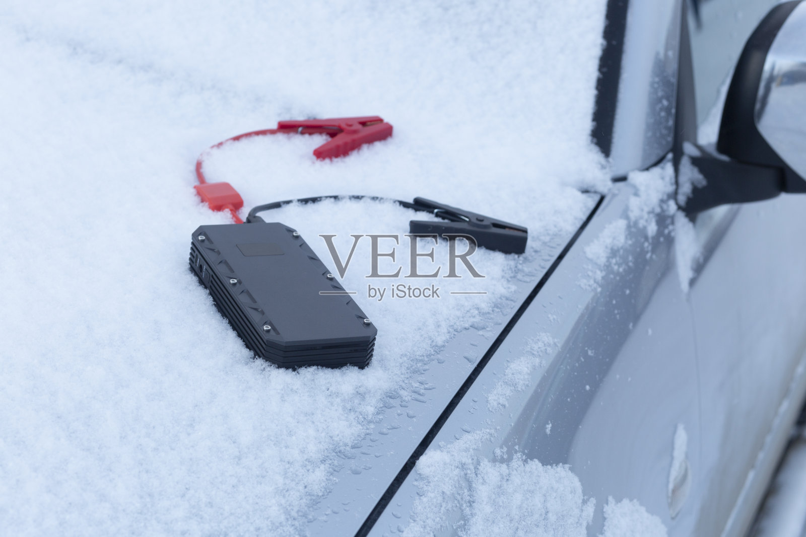 汽车起动器。移动电源照片摄影图片