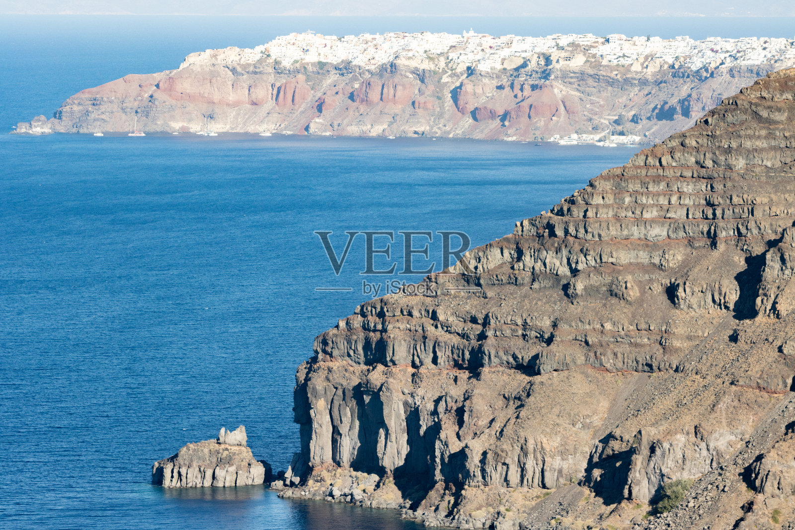 来自希腊圣托里尼火山口Firá的伊亚照片摄影图片