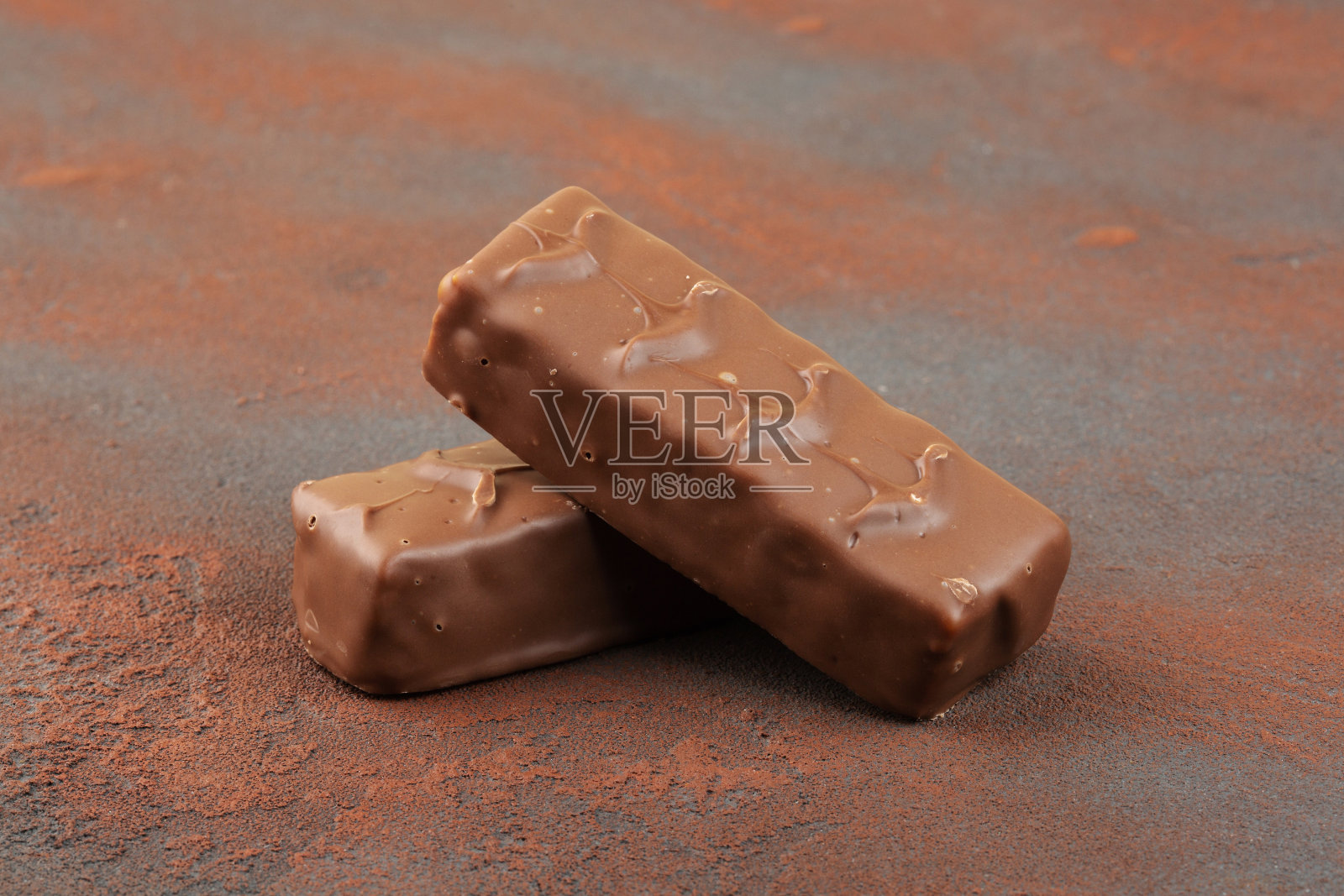 两个巧克力棒照片摄影图片