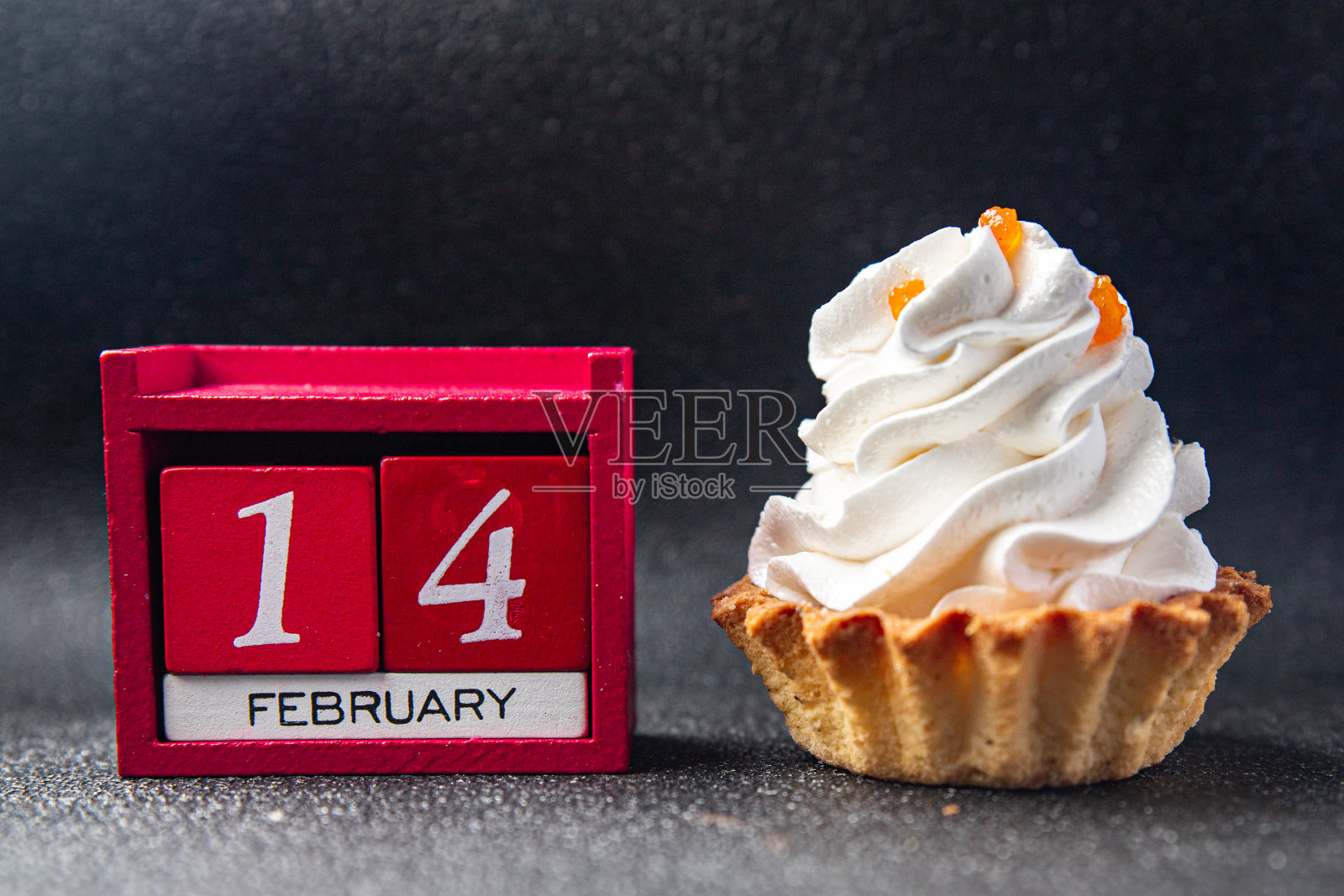 2月14日情人节情人节节日装饰日期复制空间照片摄影图片