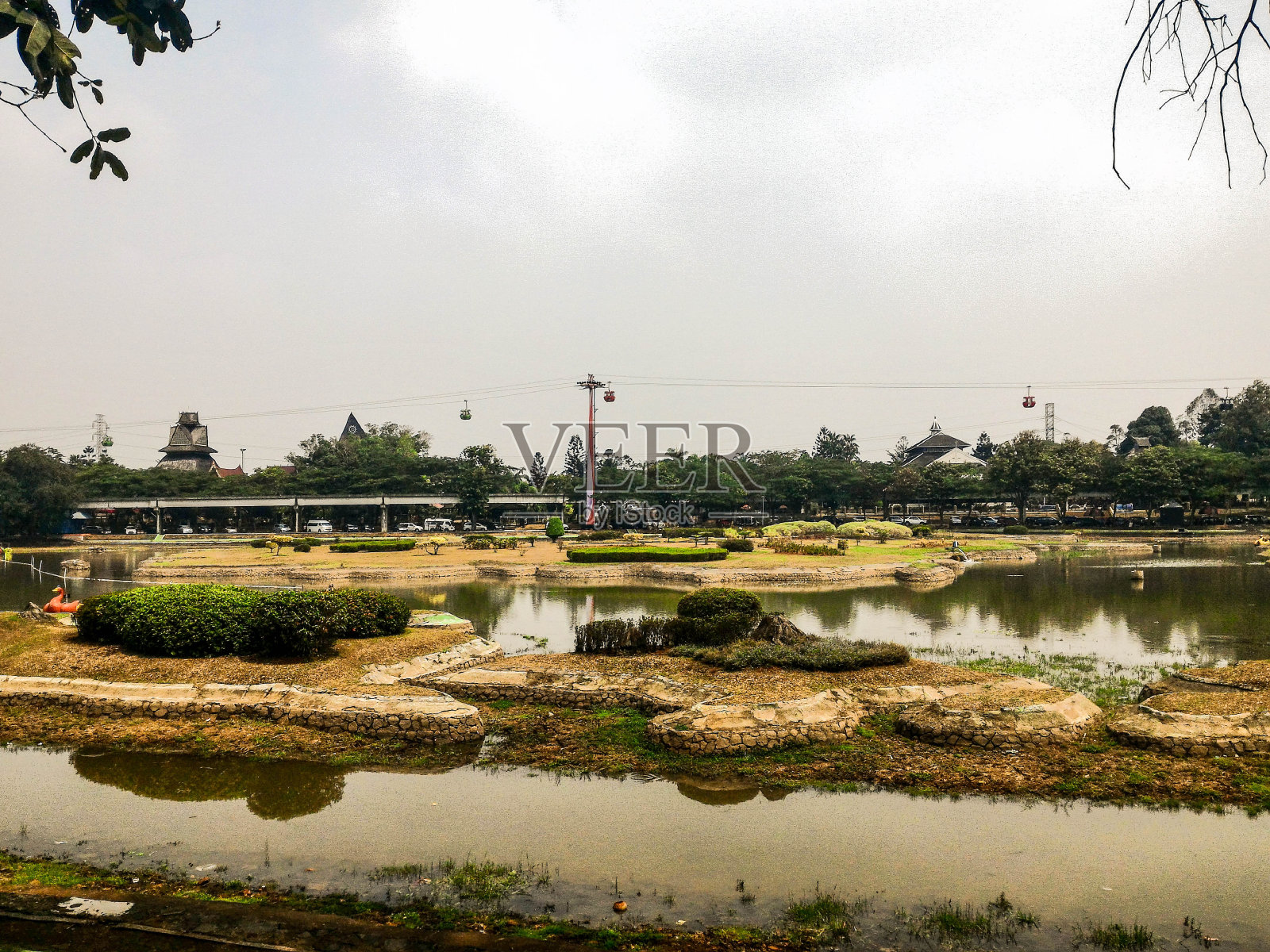 美丽的印尼迷你公园(TMII)——美丽的地方和自然，岩石城市，印度尼西亚照片摄影图片