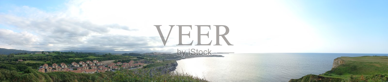 西班牙北部坎塔布里亚的海岸景色照片摄影图片