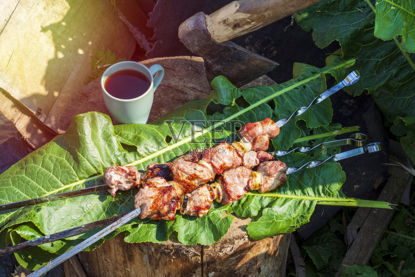 烧烤午休时间照片摄影图片