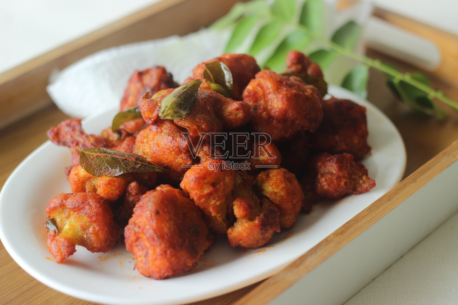 戈壁炒或戈壁65。一份辛辣的花椰菜照片摄影图片