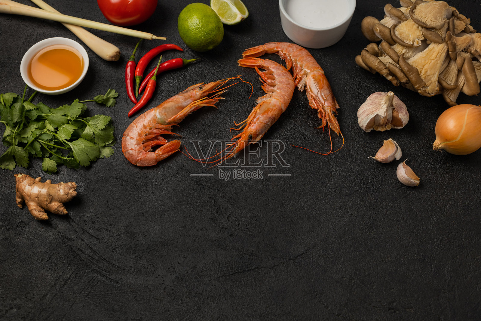 汤汤配料与文字空格照片摄影图片