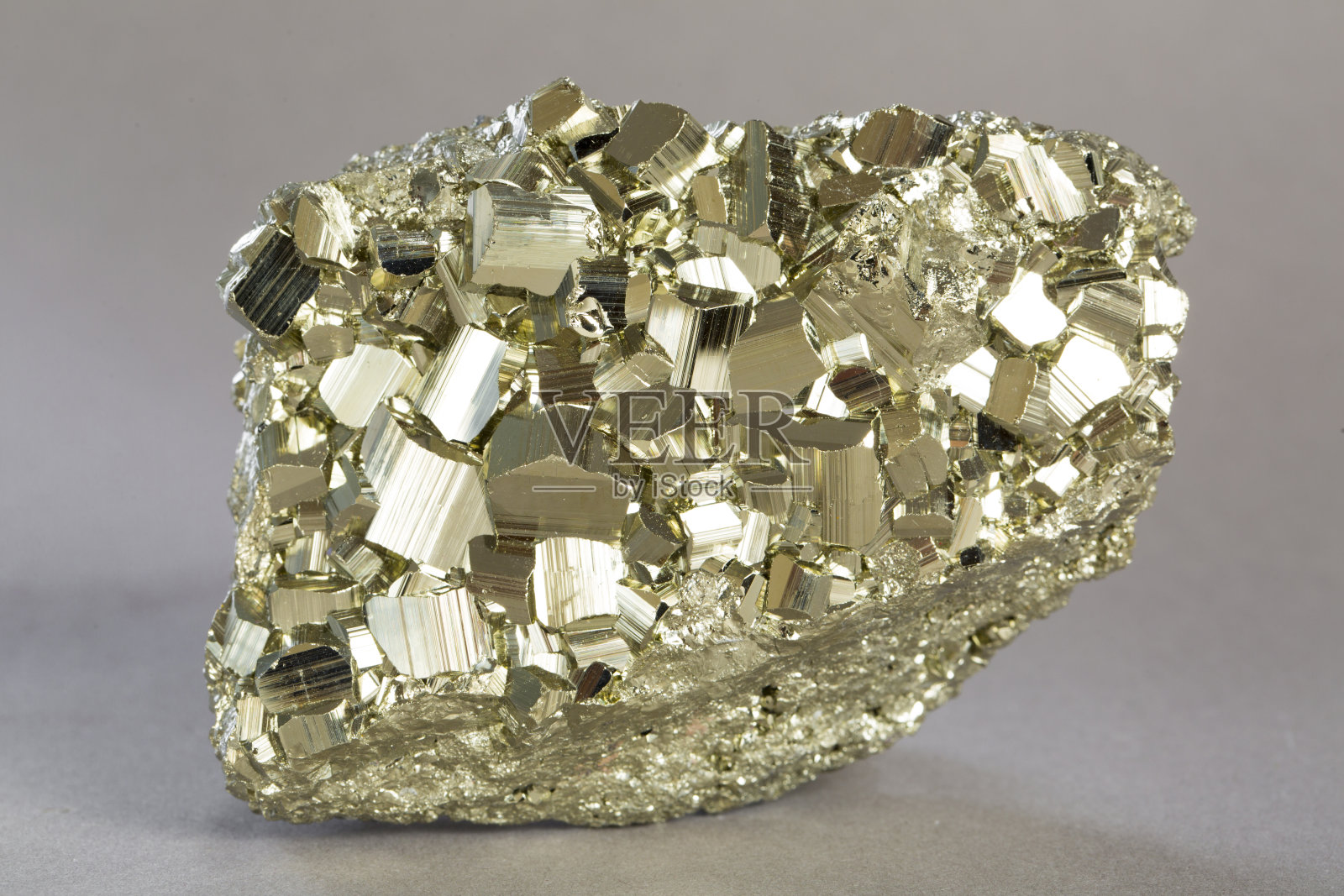 黄铁矿矿物样品岩岩石地质宝石晶体照片摄影图片