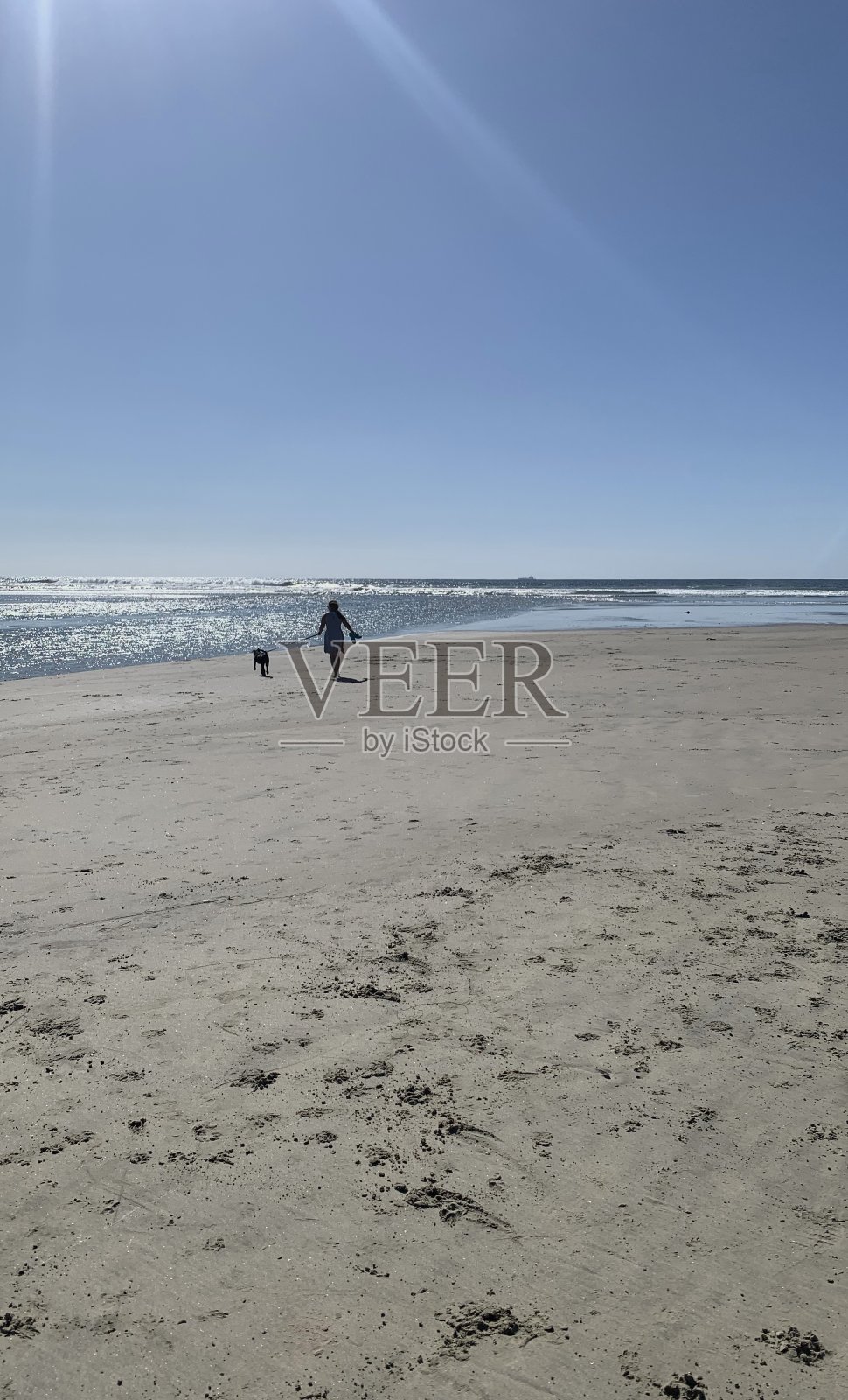 跑远照片摄影图片