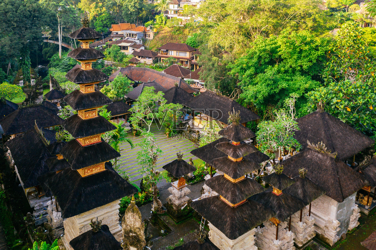 乌布的普拉古农勒巴庙照片摄影图片