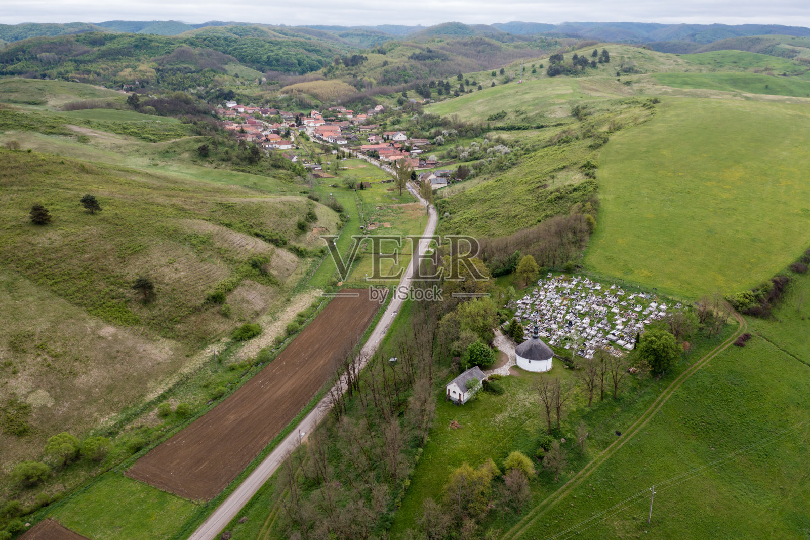 路无人机视图照片摄影图片