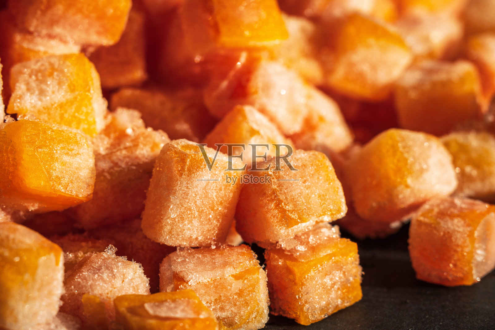 冰冻新鲜胡萝卜方块特写背景照片摄影图片