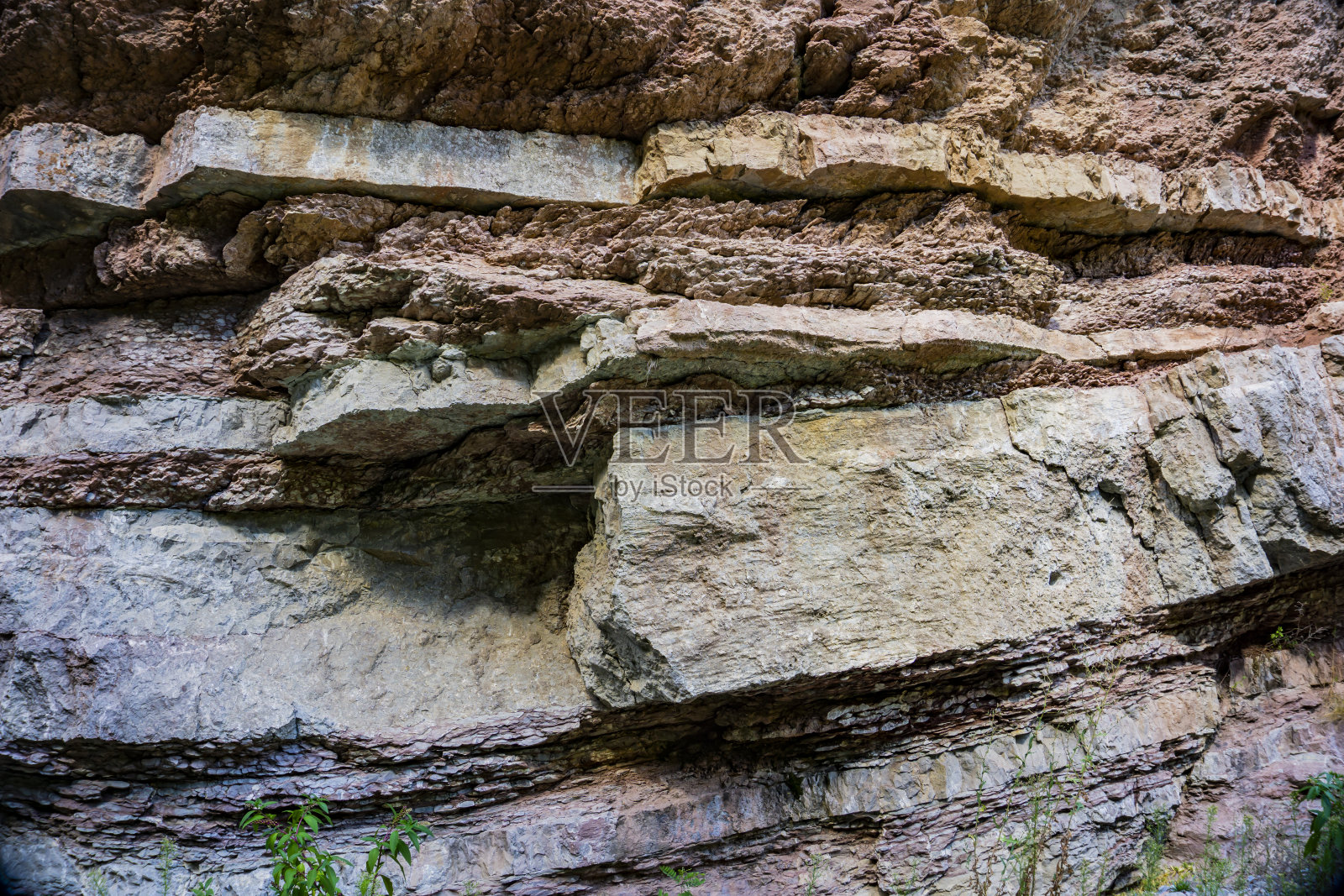 塞尔维亚东部的博尔捷丁河峡谷照片摄影图片