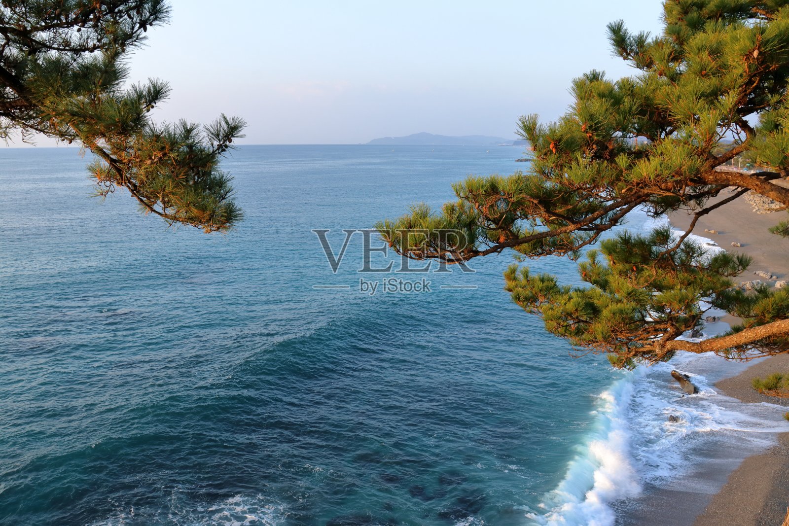 冬季，从琉球角天文台看太平洋(高知县高知市)照片摄影图片