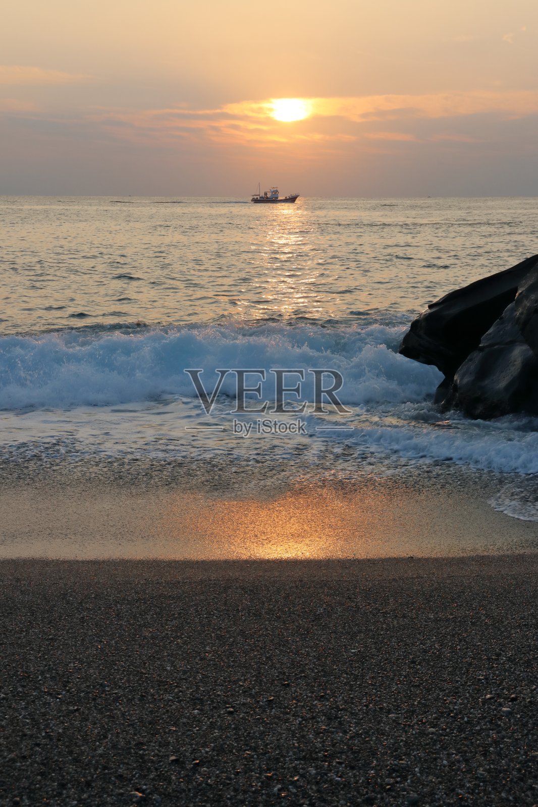 桂滨，照亮沙滩的日出，冬季(高知县高知市)照片摄影图片