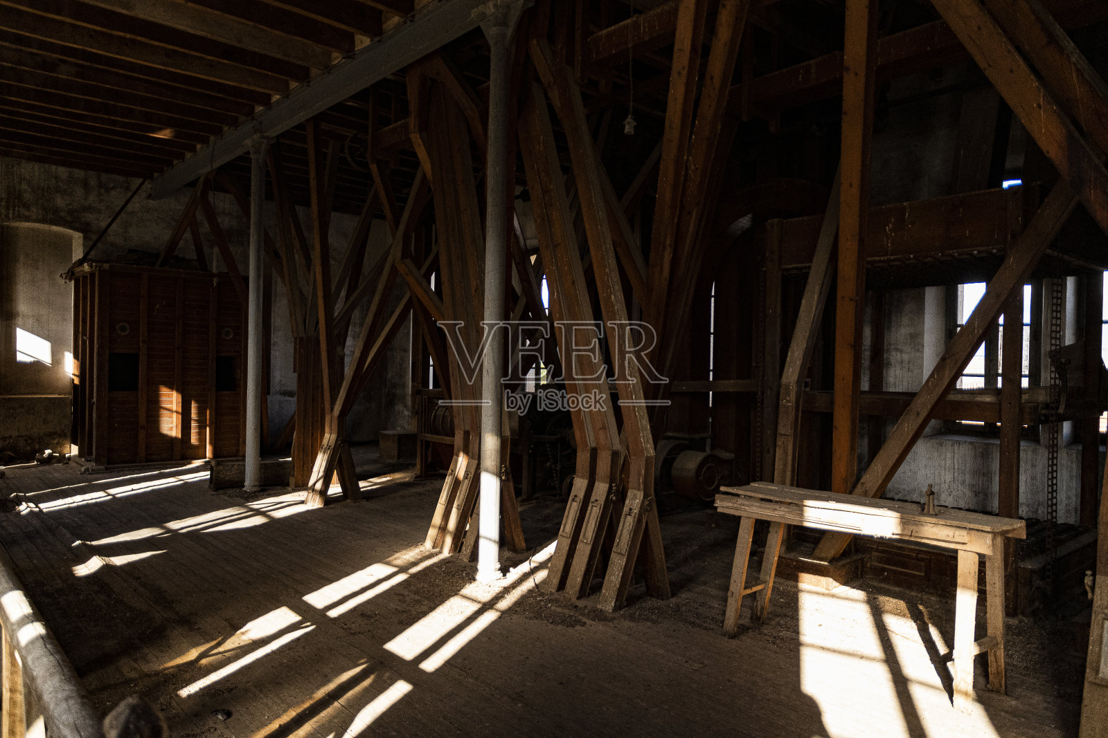 废弃工厂的细节照片摄影图片