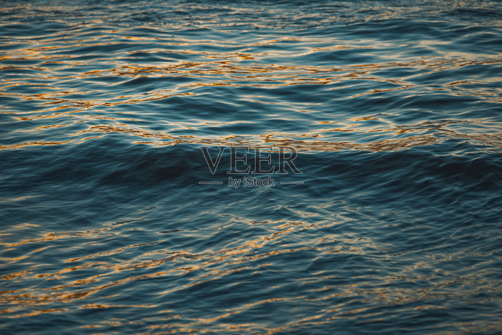 平静的海浪照片摄影图片