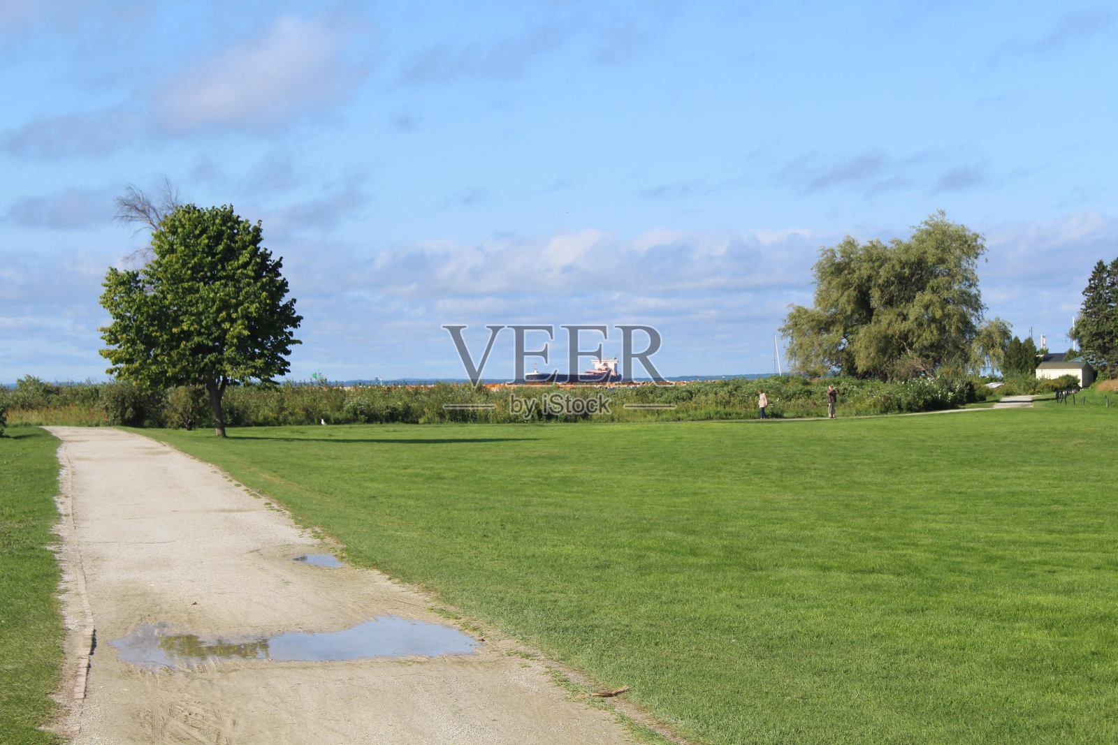 麦基诺岛的运煤船照片摄影图片