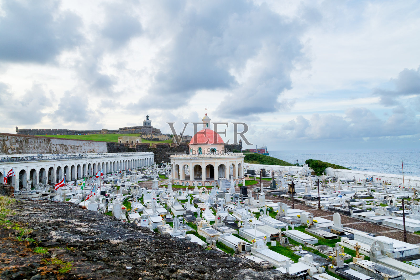 圣玛丽亚·马格达莱纳德帕齐斯公墓"u2013老圣胡安，波多黎各照片摄影图片