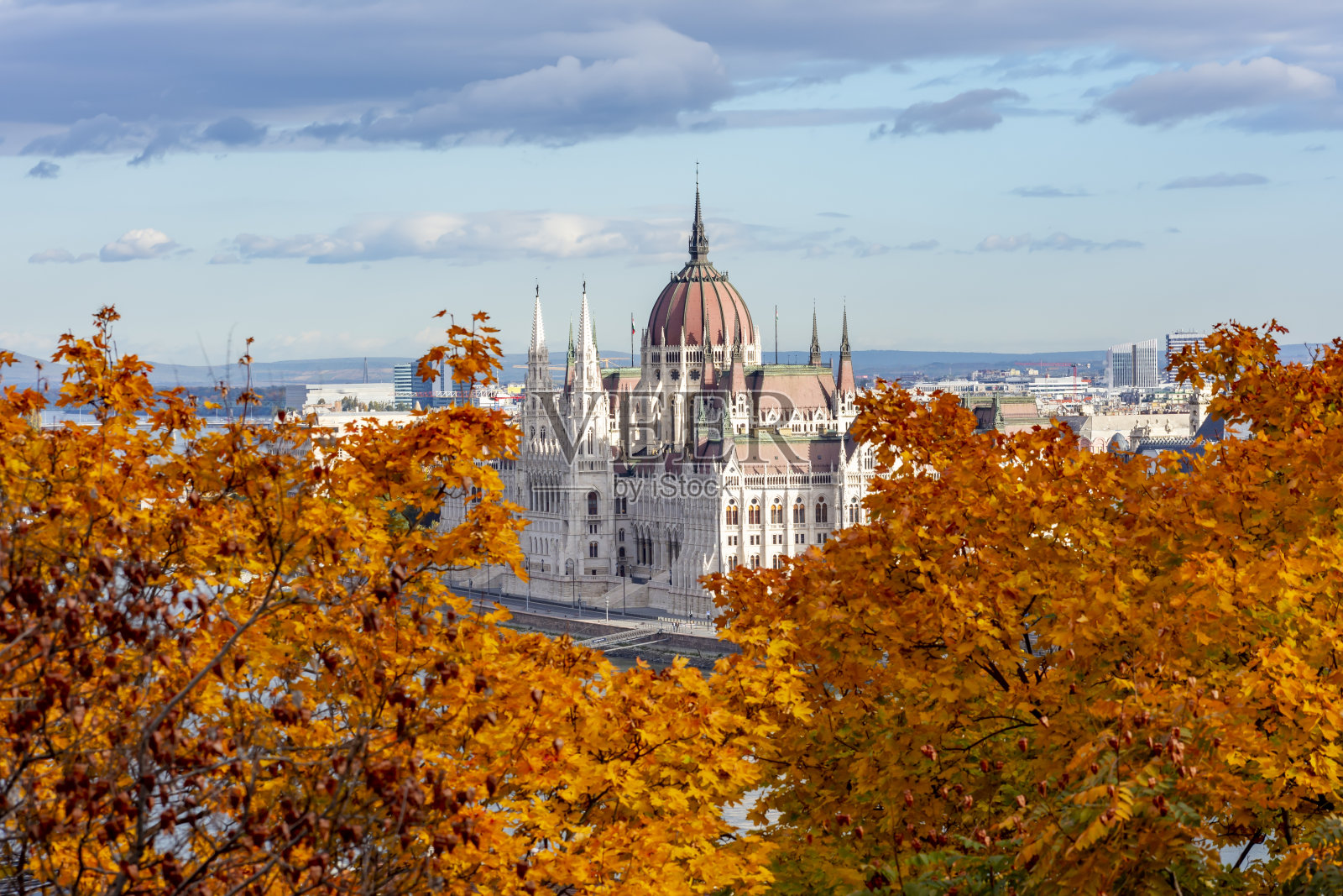 匈牙利布达佩斯，匈牙利议会大厦照片摄影图片