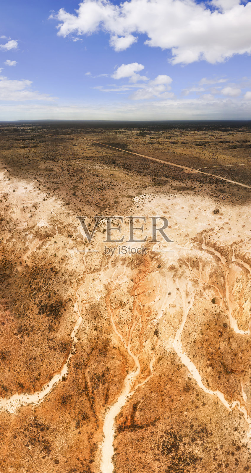 芒戈湖床2天垂直照片摄影图片