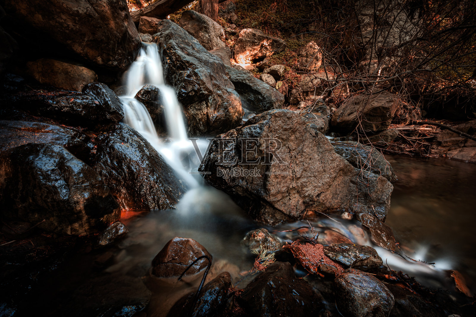 秋天红木峡谷照片摄影图片