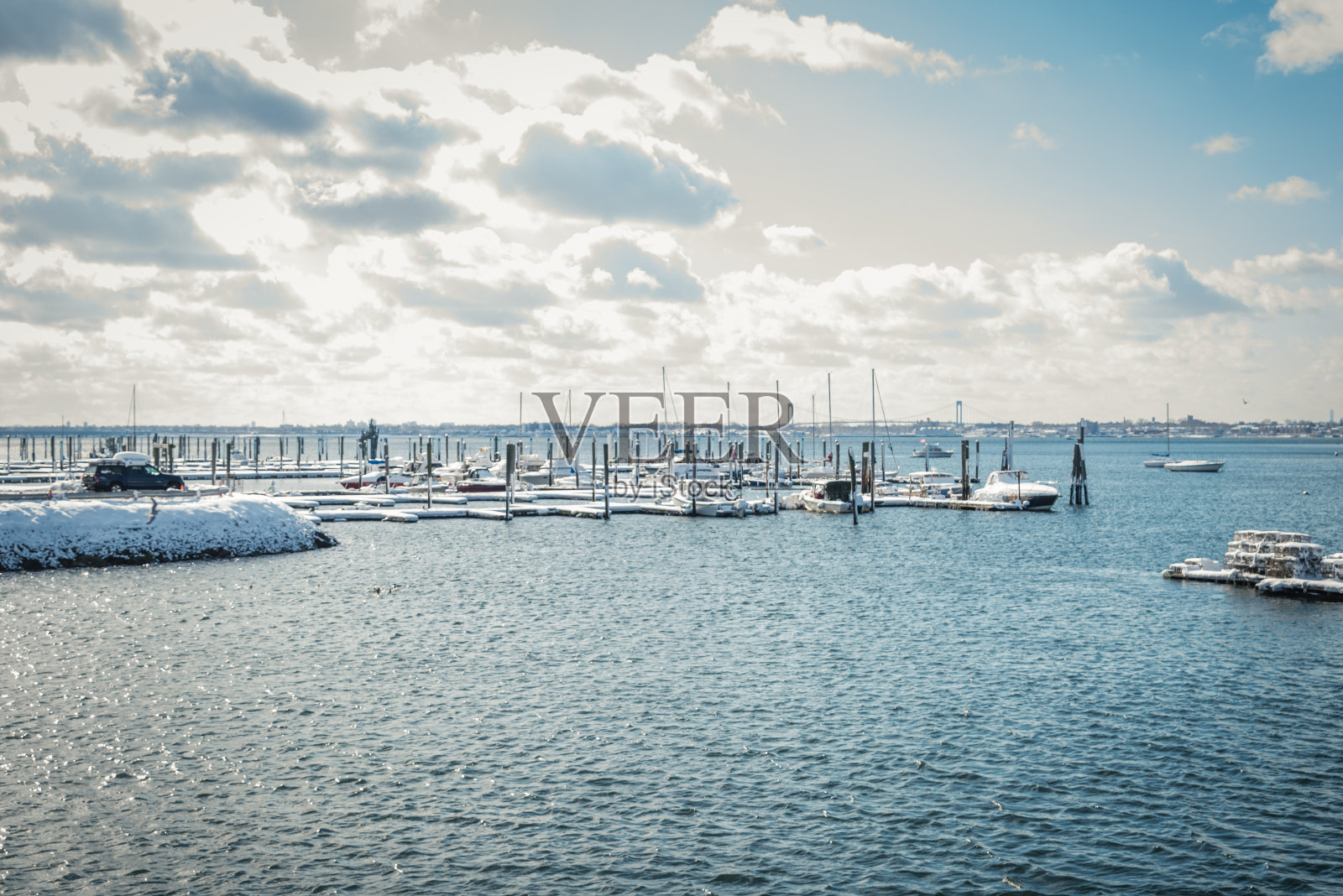 2022年纽约市美丽的初雪日照片摄影图片