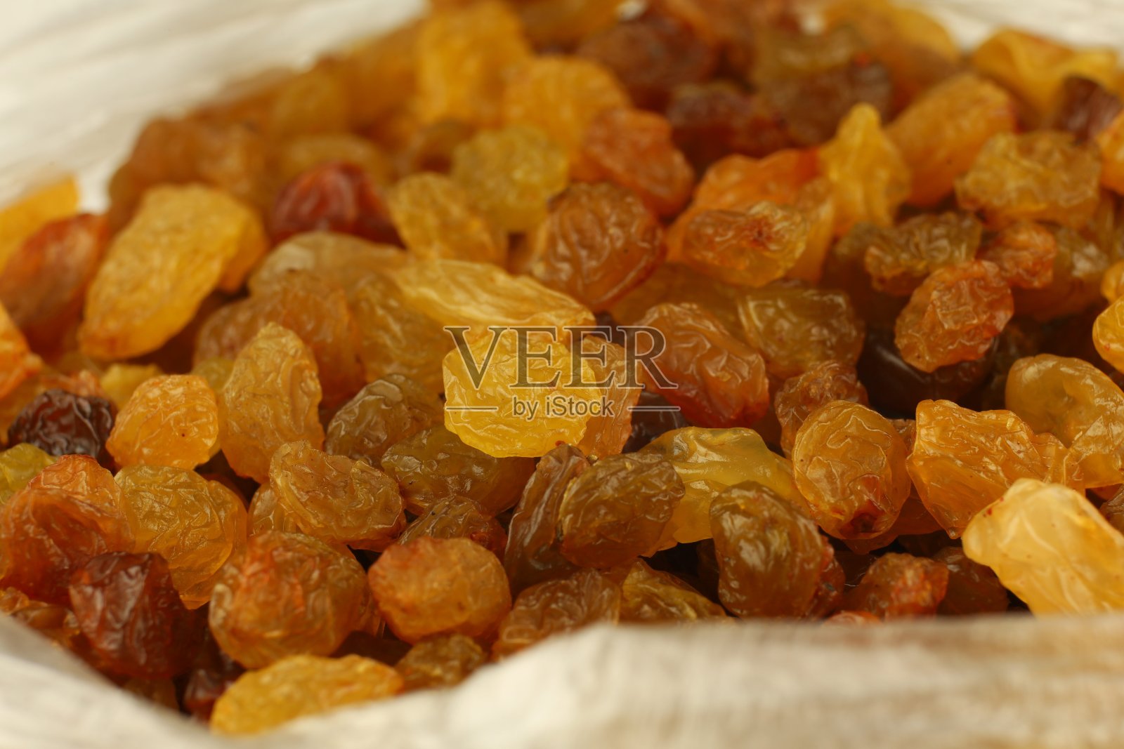 黄色葡萄干干果特写照片摄影图片