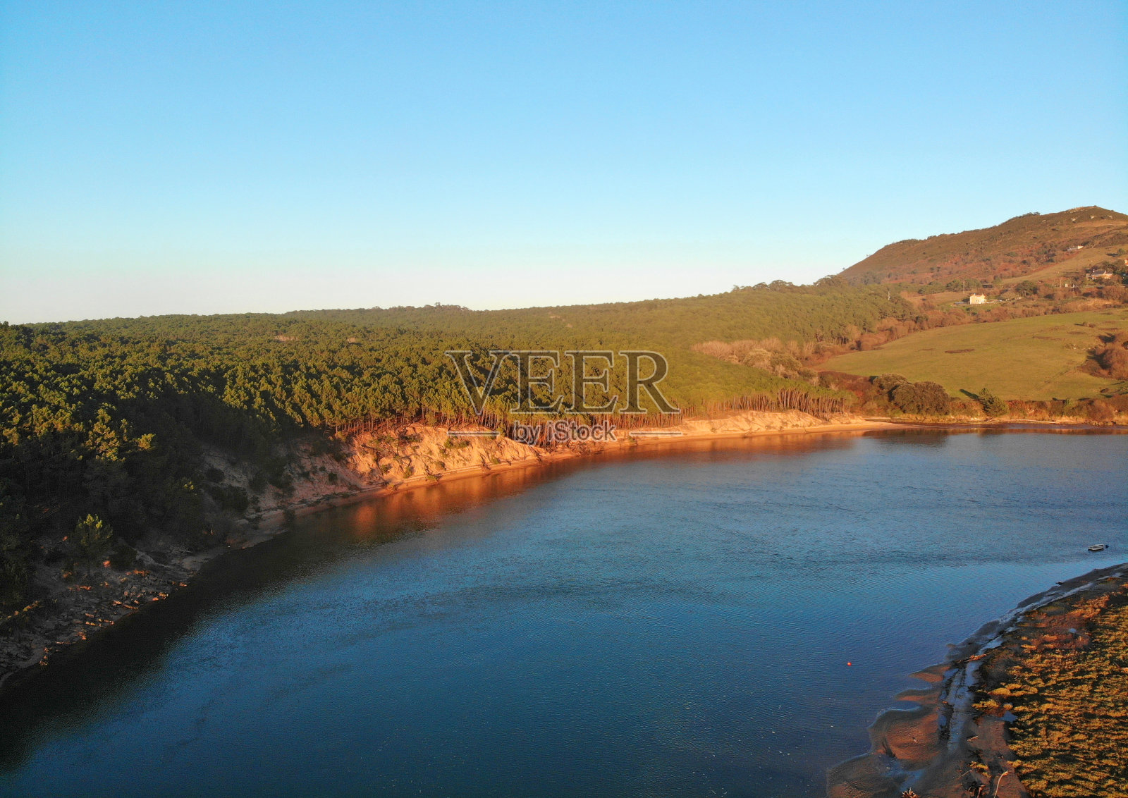 西班牙莫格罗河口航拍视角照片摄影图片