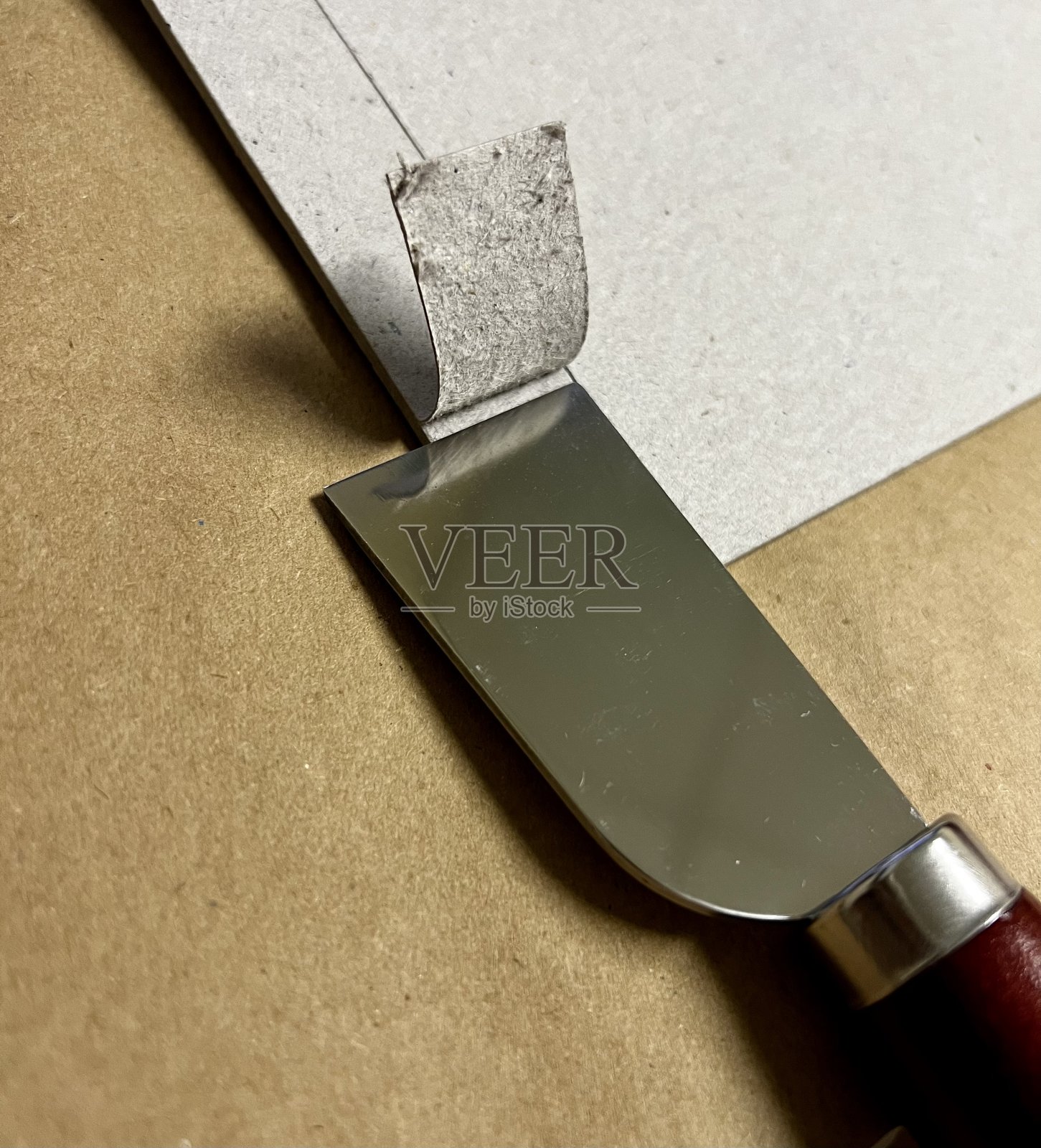 装订过程照片摄影图片