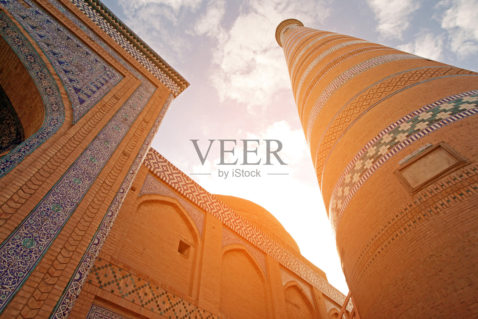 乌兹别克斯坦希瓦清真寺和尖塔照片摄影图片