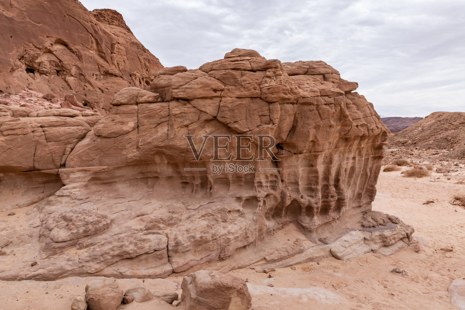 以色列埃拉特附近蒂姆纳国家公园的山景照片摄影图片