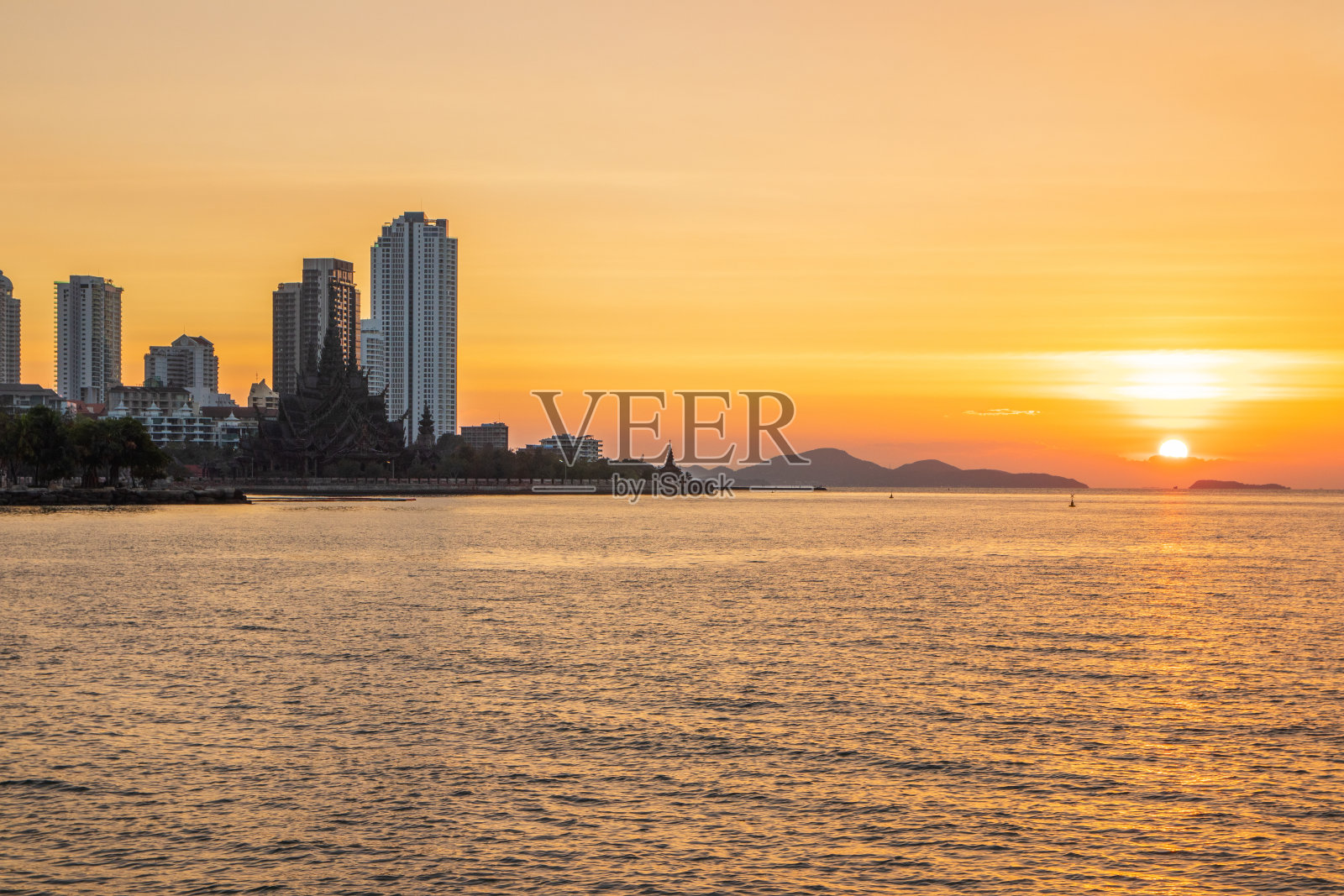 芭堤雅泰国亚洲在日落时间线照片摄影图片