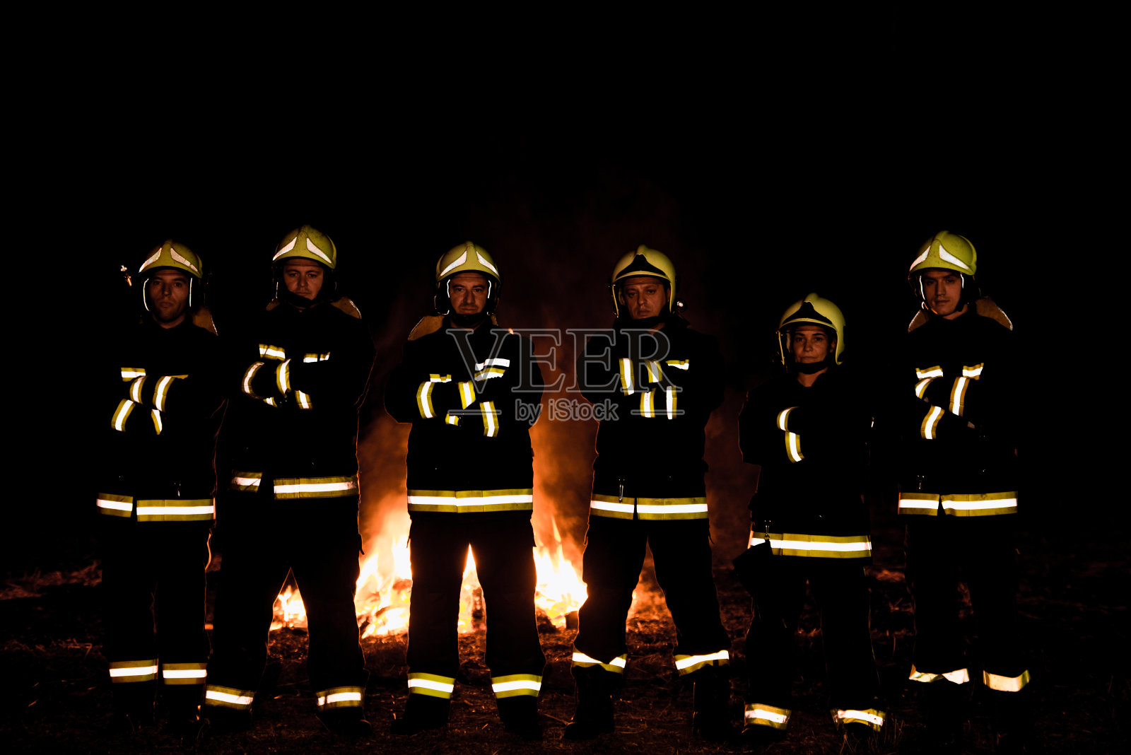 消防队的干预照片摄影图片