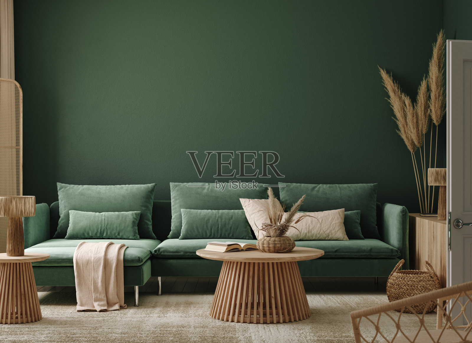 家居室内模拟绿色沙发，桌子和装饰在客厅照片摄影图片