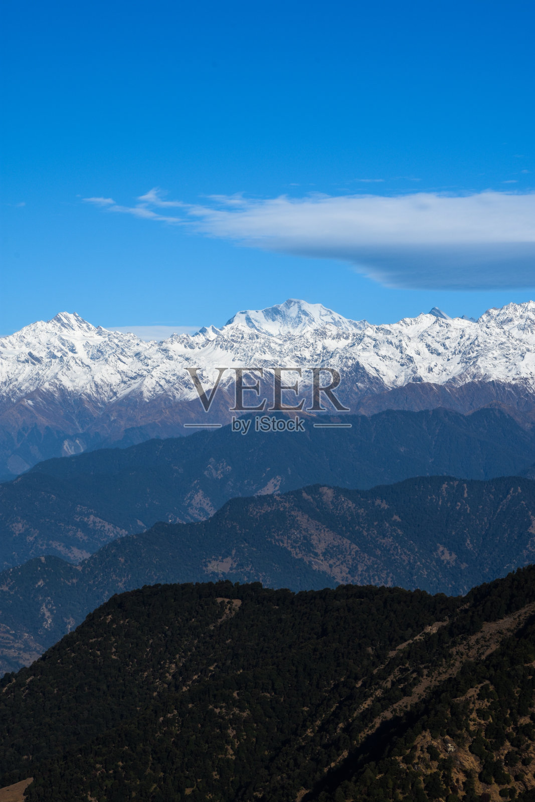 印度北阿坎德邦的山区照片摄影图片