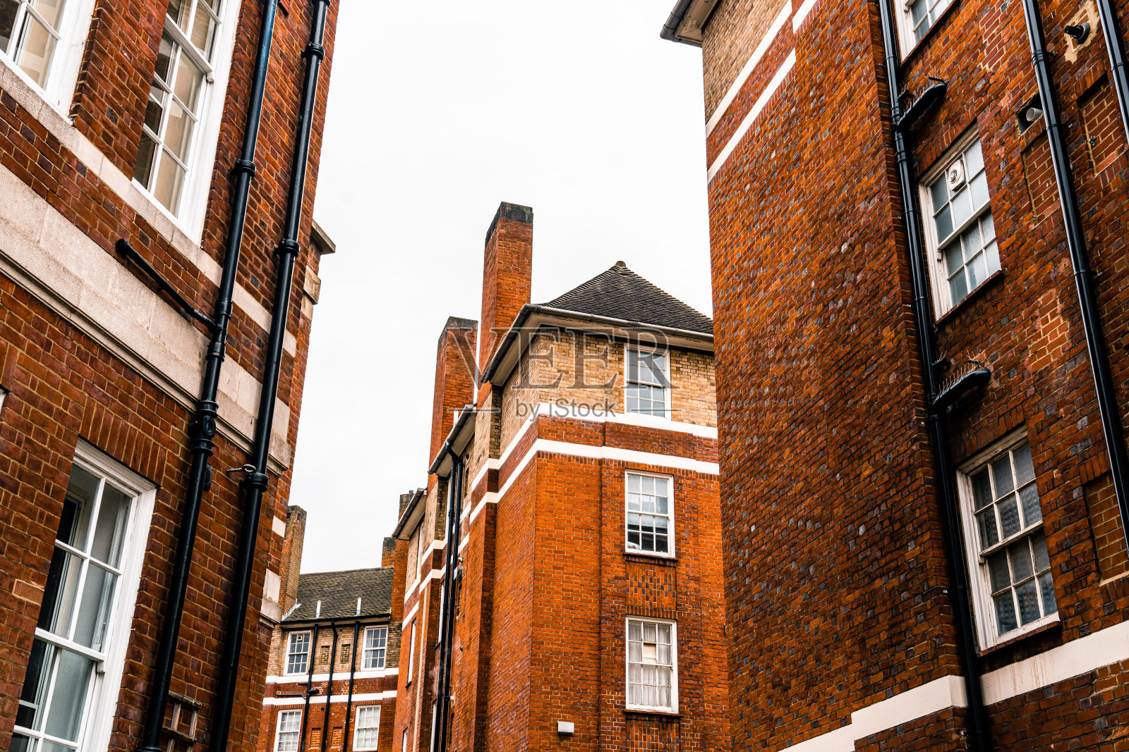 伦敦的砖砌公寓楼照片摄影图片