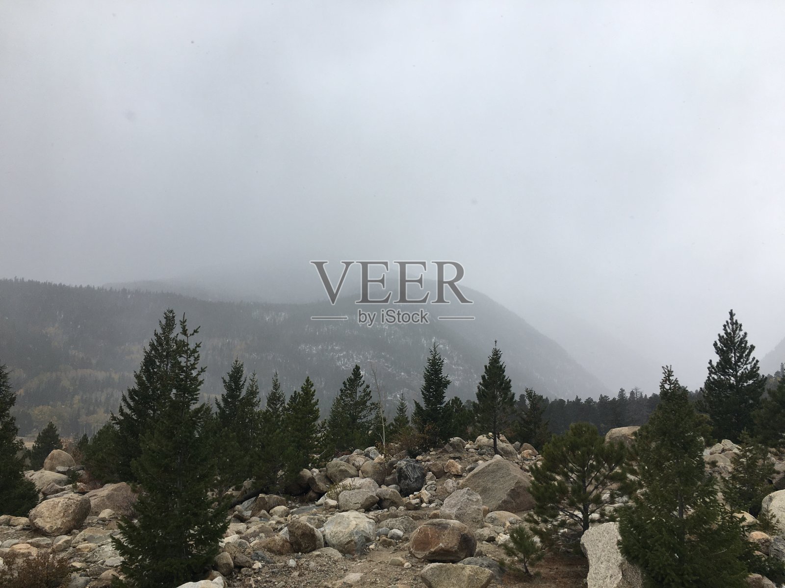 十月，科罗拉多州落基山国家公园。照片摄影图片