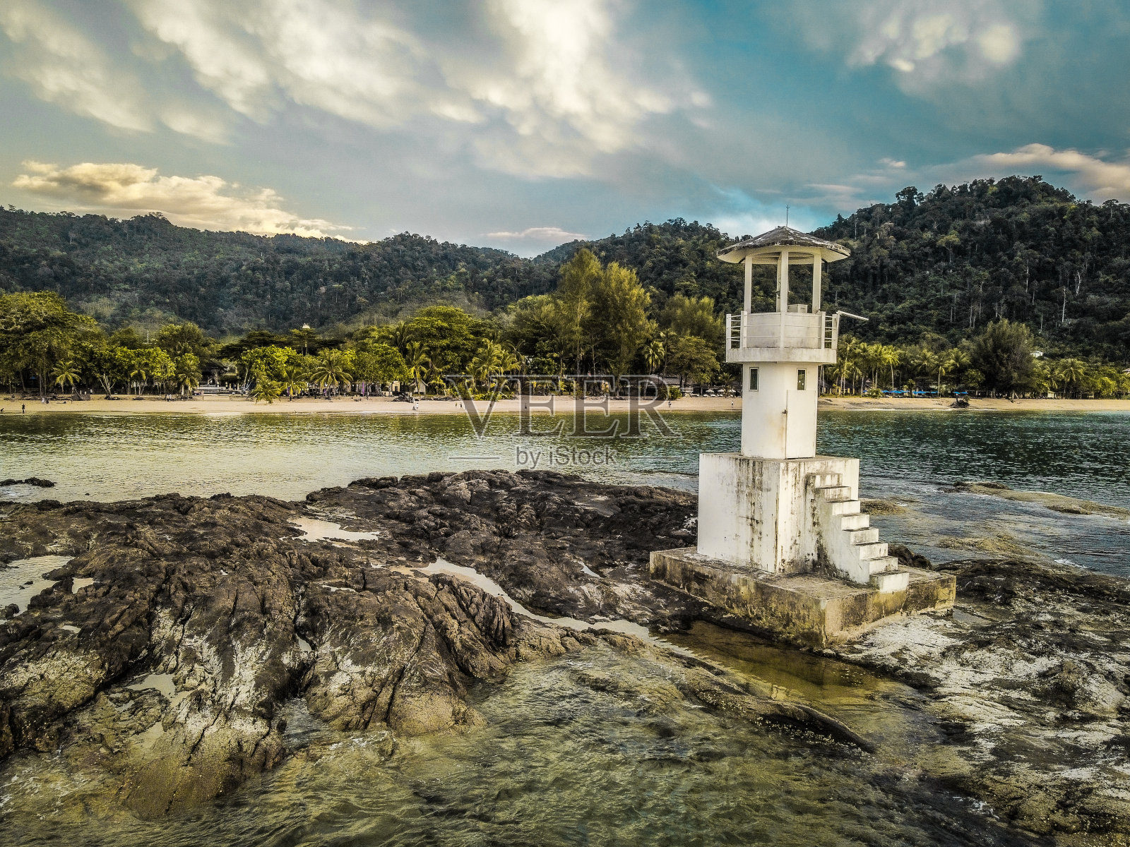 Khao Lak Phang Nga泰国灯塔日落无人机拍摄照片摄影图片