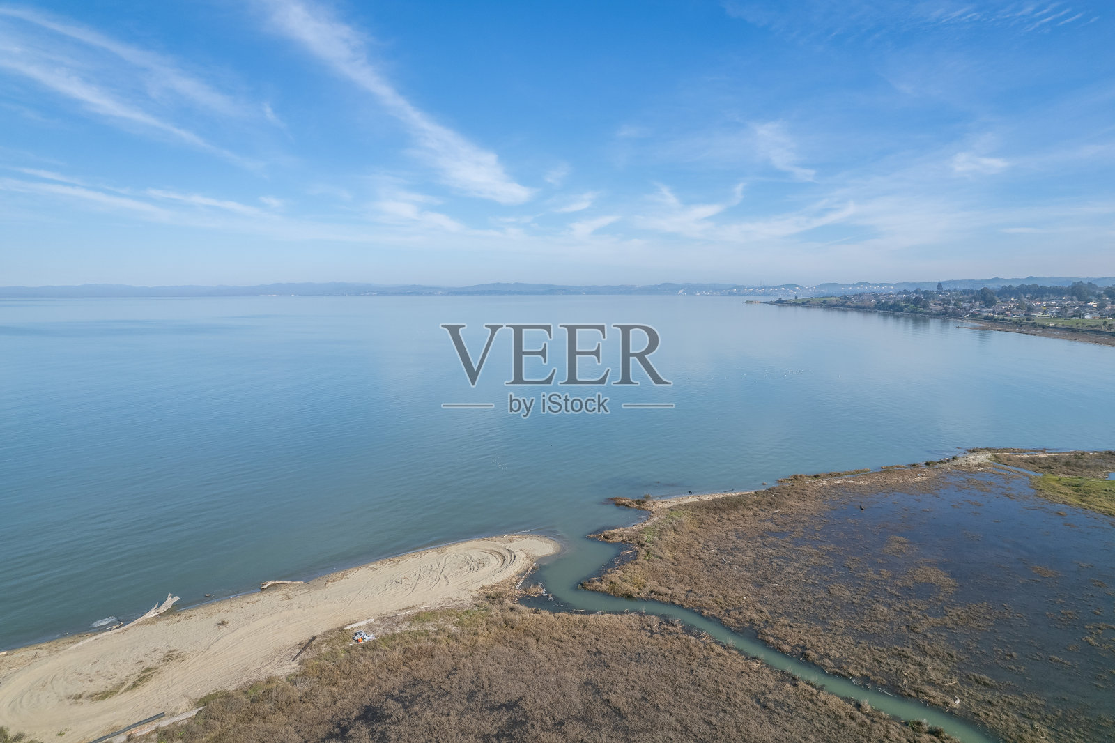 圣巴勃罗湾和海岸线照片摄影图片