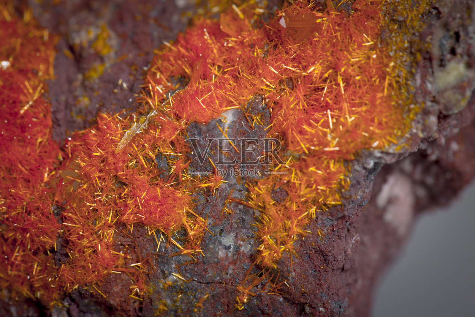 乌铅矿矿物样品岩岩石地质宝石晶体照片摄影图片