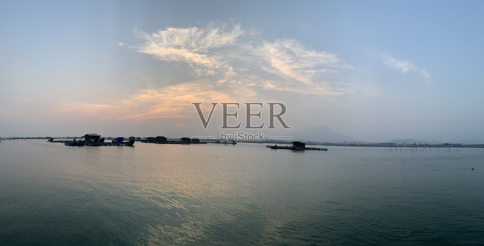 海和天，水，镜照片摄影图片