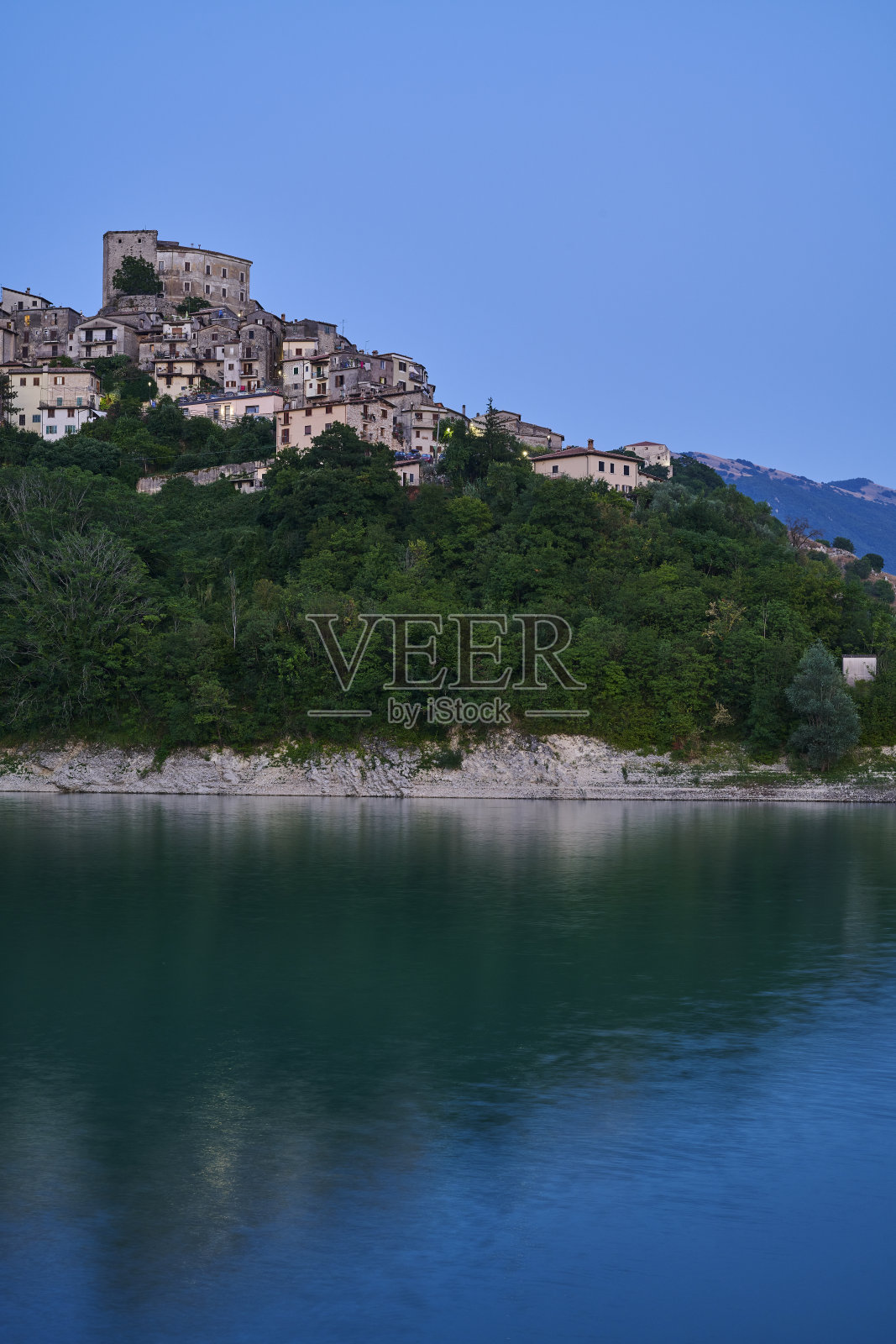 意大利的中世纪村庄照片摄影图片