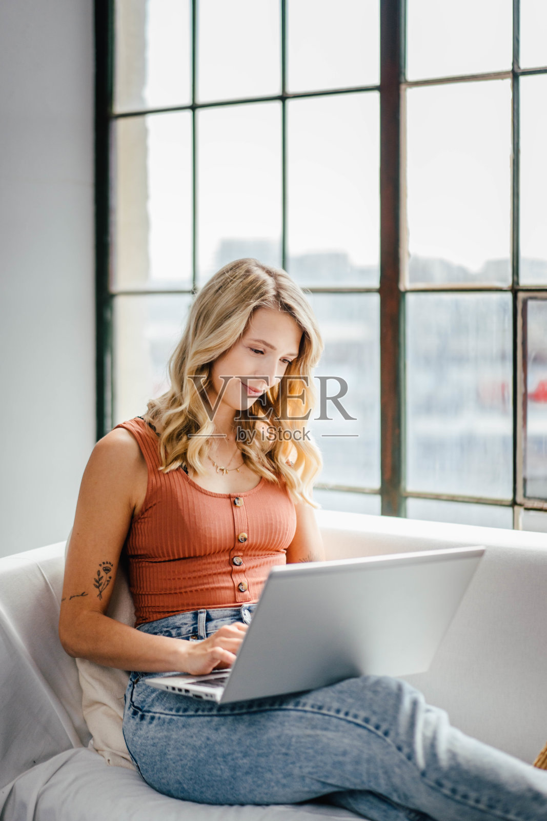 家庭办公室照片摄影图片