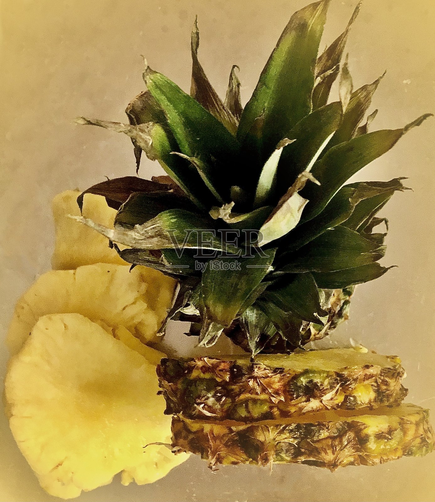 新鲜的菠萝照片摄影图片