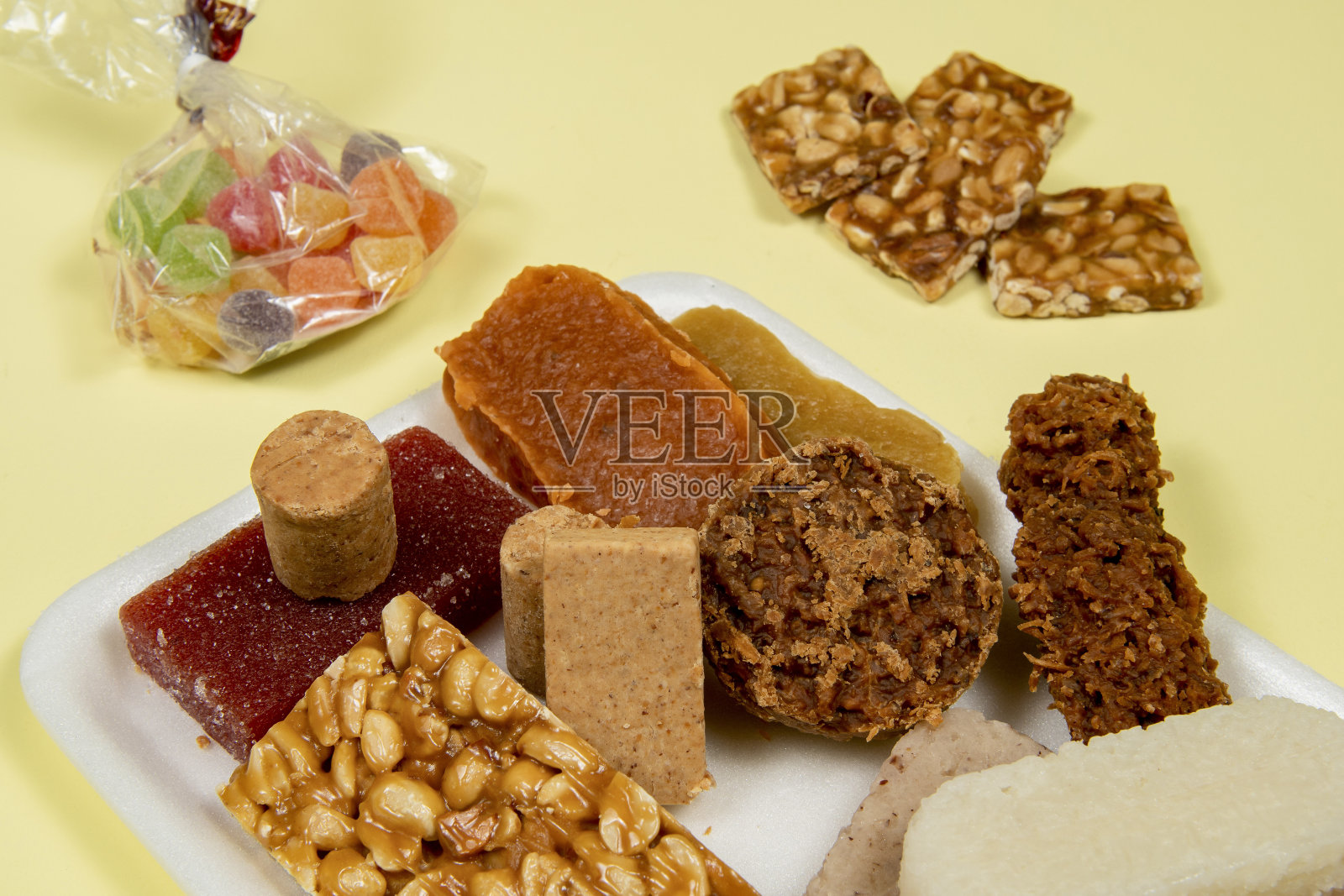 椰子糖，南瓜糖，paçoca，花生酱，枣照片摄影图片