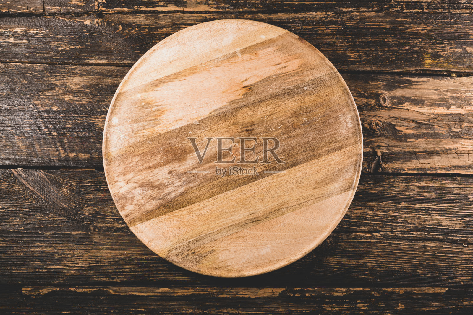 木制背景上的木板照片摄影图片