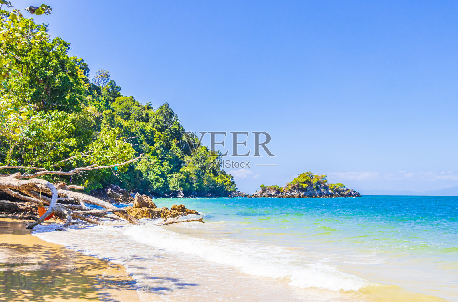 泰国Phayam岛的热带天堂Aow Kwang Peeb海滩。照片摄影图片