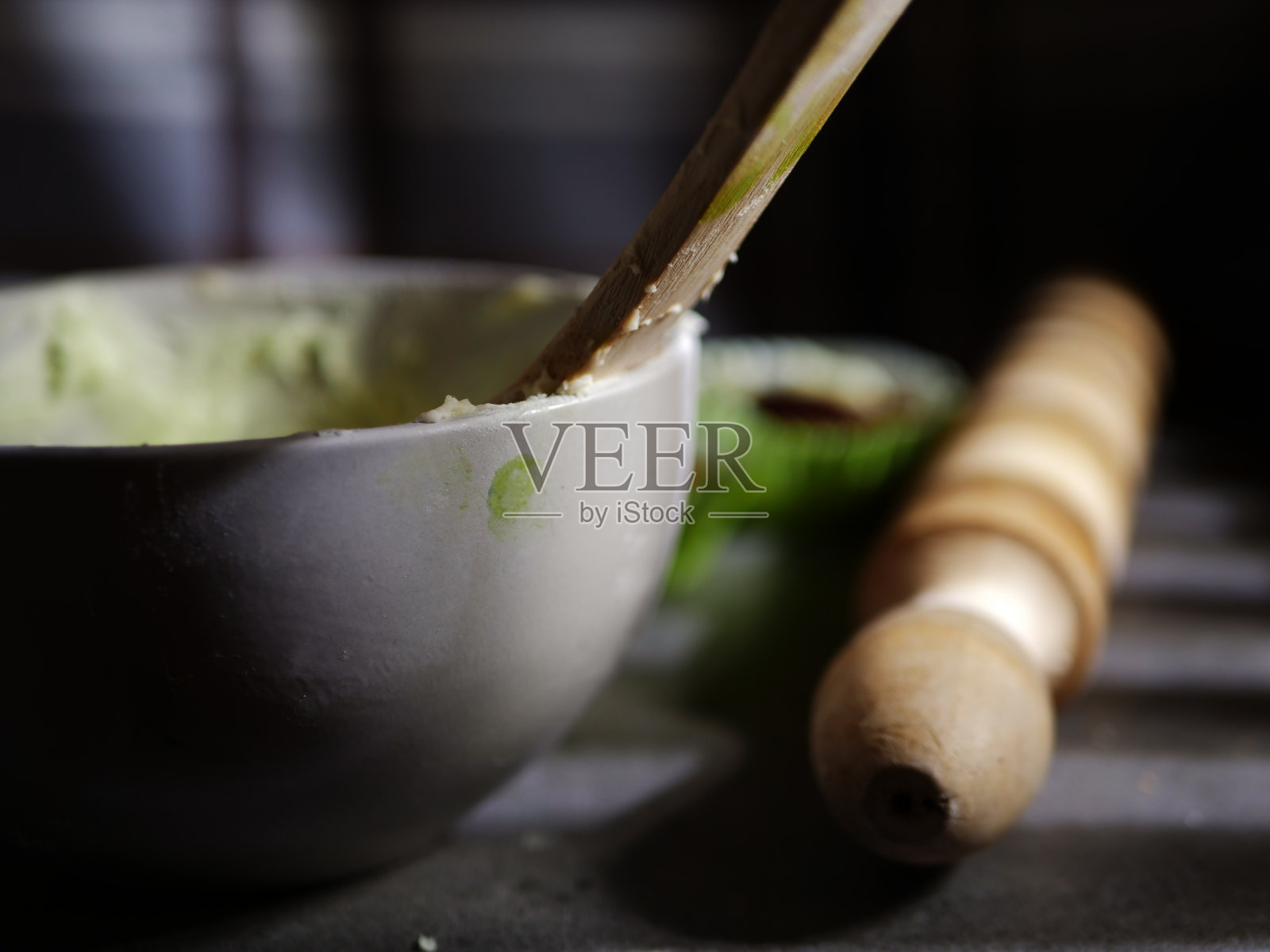 一碗奶油蛋糕蛋糕装饰照片摄影图片