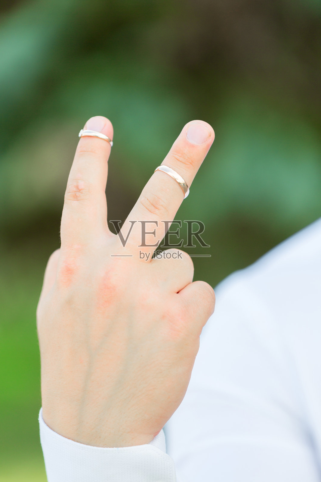 结婚戒指照片摄影图片