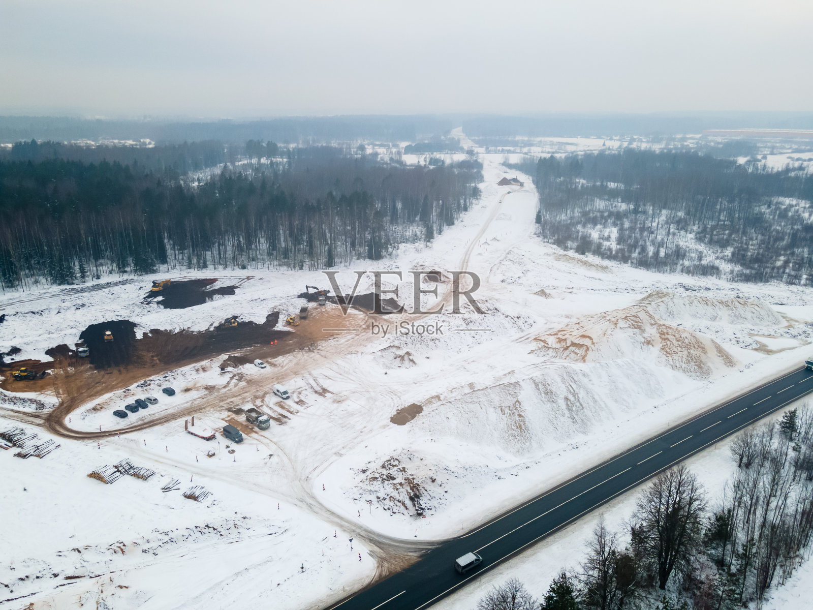 科卡瓦绕道道路建设。里加â包斯卡A7公路的新路段和波罗的海E67国际公路的一部分照片摄影图片