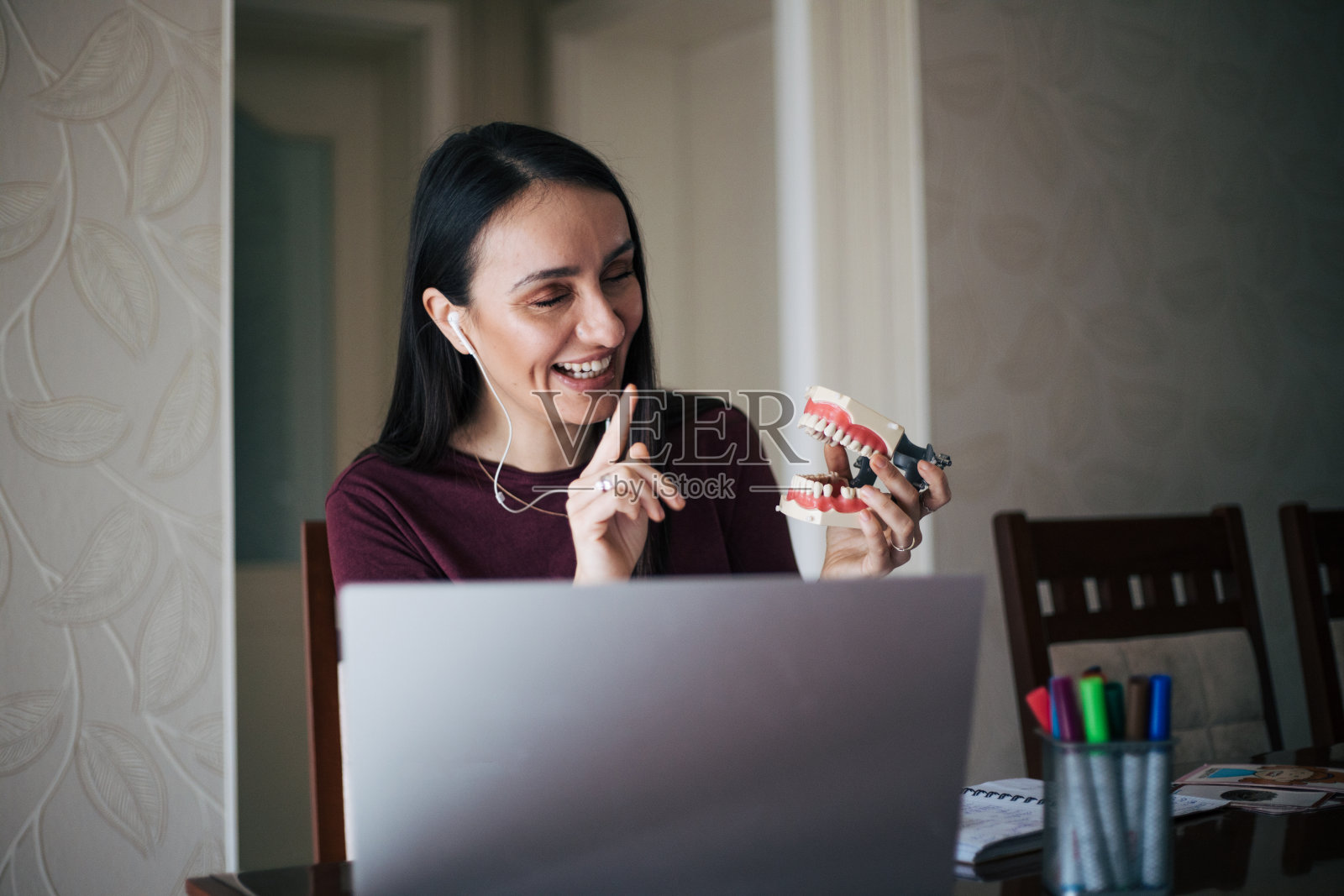 语言治疗。照片摄影图片
